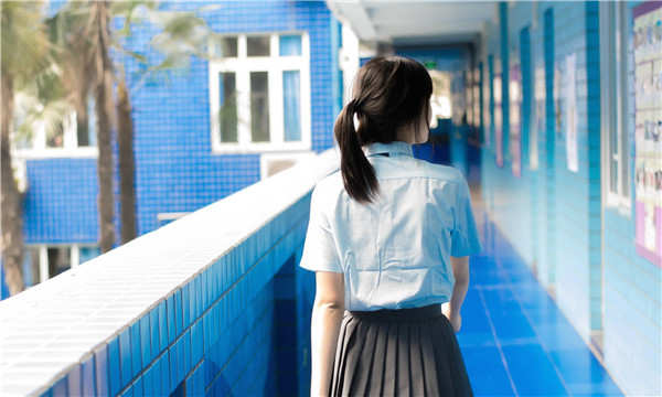 红毛镇如何找到一个可以帮助我生孩子的女人？